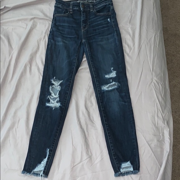 American Eagle Skinnies - Picture 1 of 3